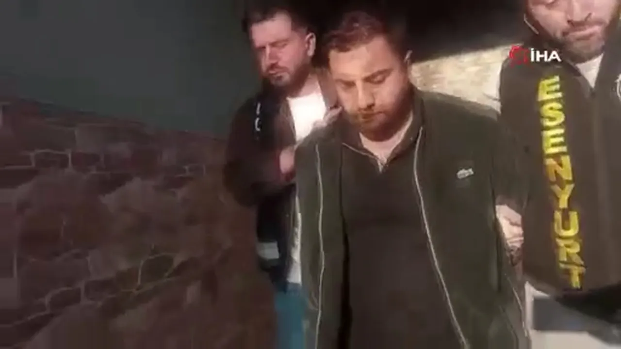 ‘İntihar’ ihbarı cinayet çıktı: Oğlu, babasını vurmuş!