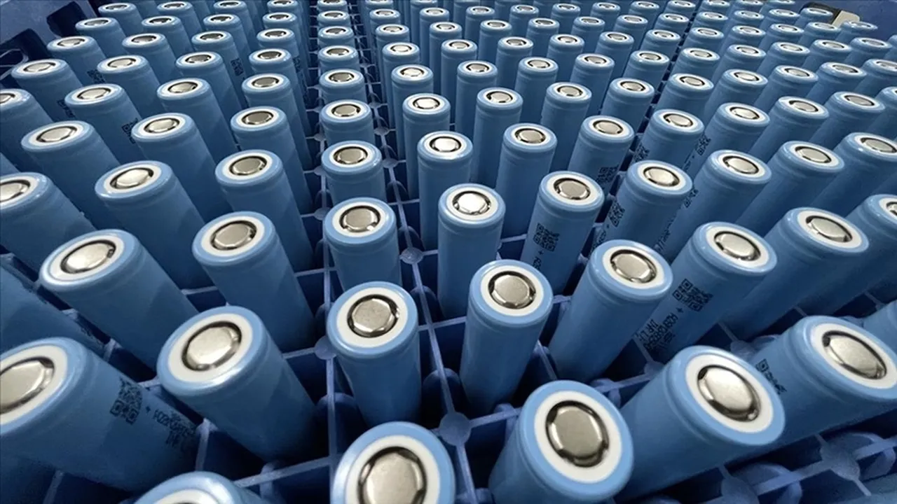 Milyarlık pazar el değiştiriyor: Avrupa, batarya için Çin yerine Türkiye'ye gelecek