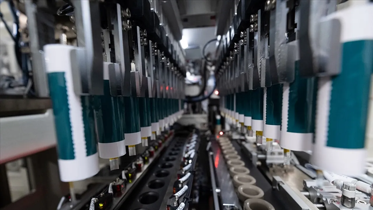 Milyarlık pazar el değiştiriyor: Avrupa, batarya için Çin yerine Türkiye'ye gelecek