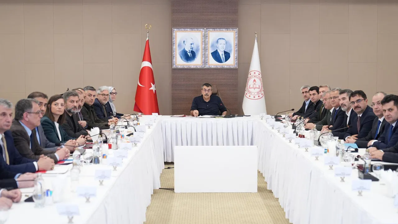 Okul saldırıları sonrası MEB Birim Amirleri Toplantısı! Masada hangi konular yer aldı? 