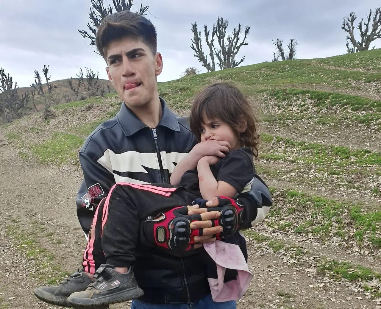 Bitlis’te 5 yaşındaki kayıp kız çocuğu 5 kilometre uzaklıkta bulundu