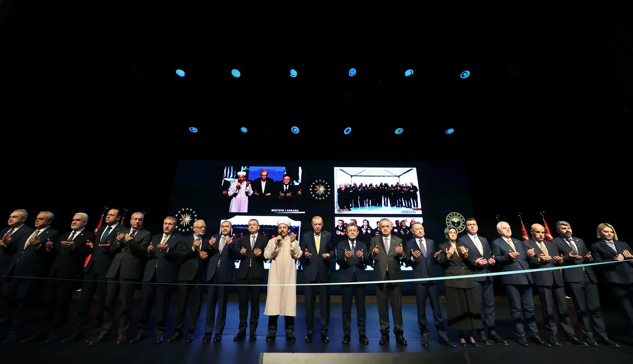 Cumhurbaşkanı Erdoğan: Petrol mücadelelerinin benzeri su alanında da yapılacak