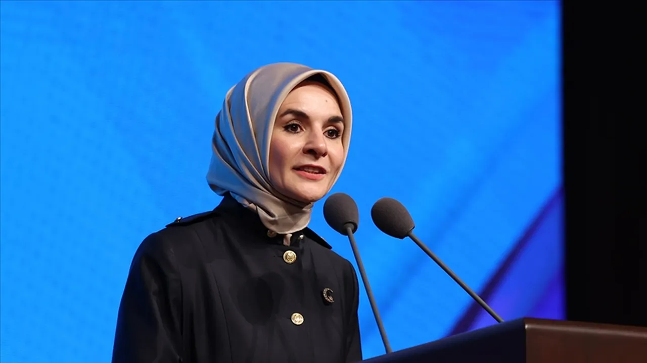 Doğum izni meclisten geçti mi? Bakan Göktaştan ek madde açıklaması!