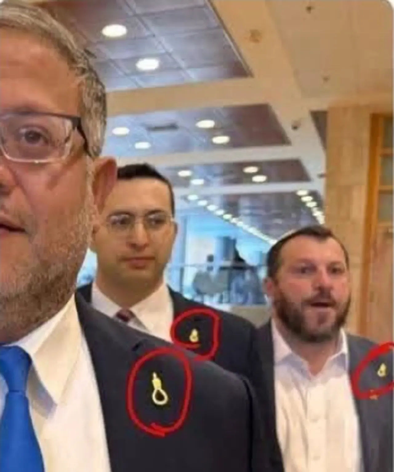 Filistinli mahkumlara idam yasası onaylandı! İsrailli bakanların yakasındaki ‘urgan’ detayına tepki yağdı