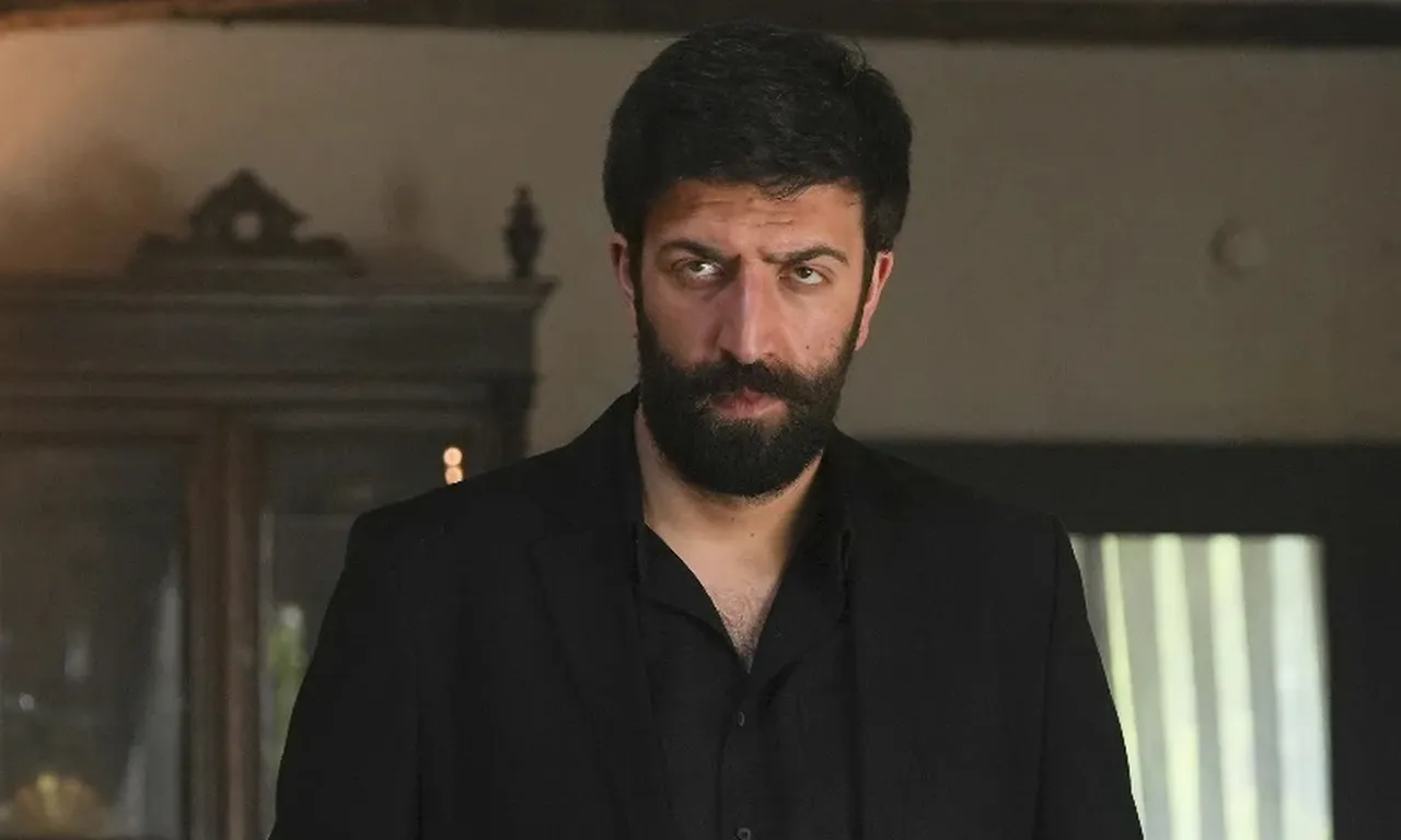 Genç oyuncu Ramazan Tetik’in cenazesi defnedildi: ‘Çok erken kaybettik’