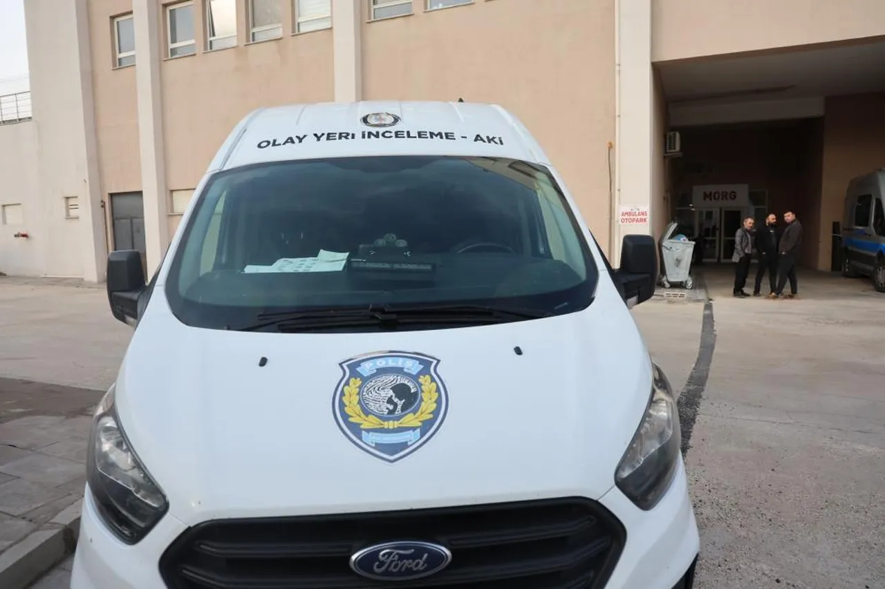 Hastanede korkunç olay! Sedyeden düşen genç canından oldu