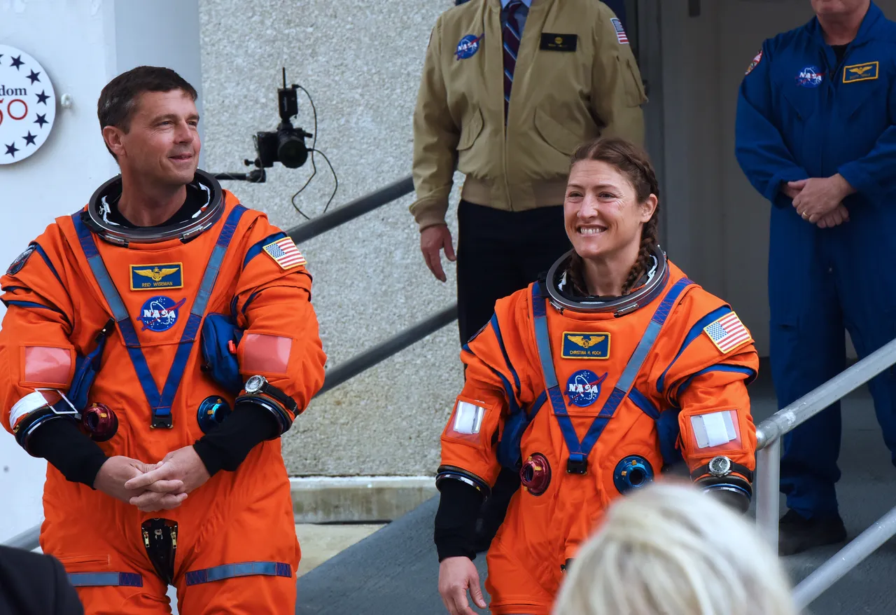 Yarım asır sonra bir ilk! Ay'a yolculuk başladı