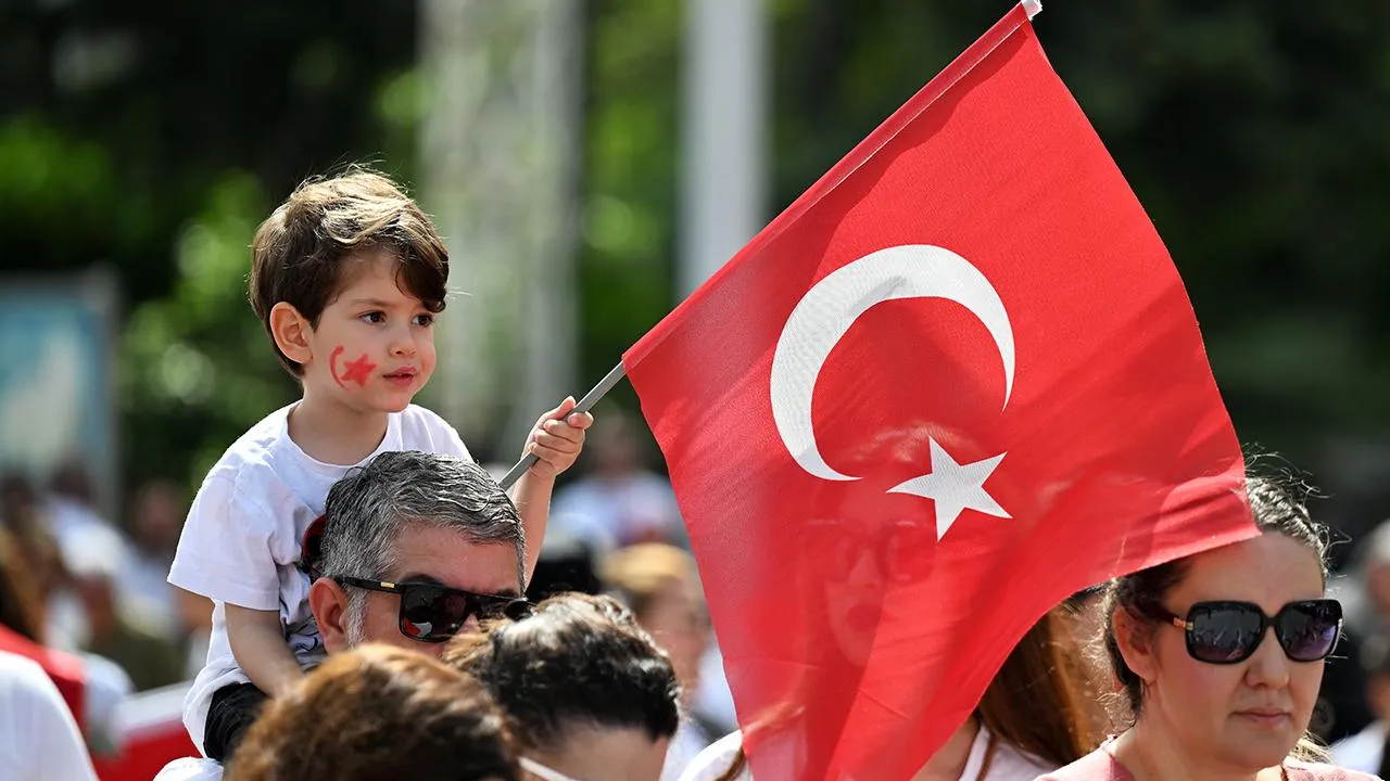 24 Nisan okullar tatil mi, 22 Nisan yarım gün mü olacak?