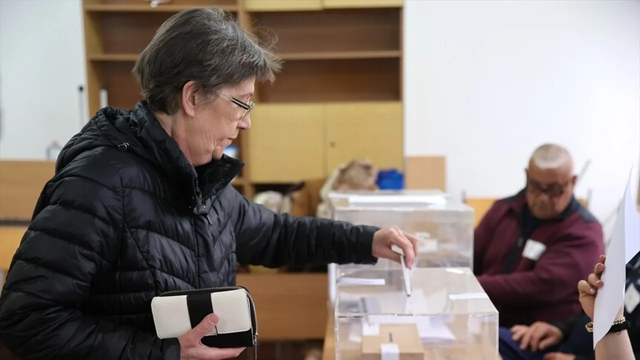 Bulgaristan seçim sonuçları 2026! İlerici Bulgaristan Koalisyonu kurucusu Rumen Radev kimdir?