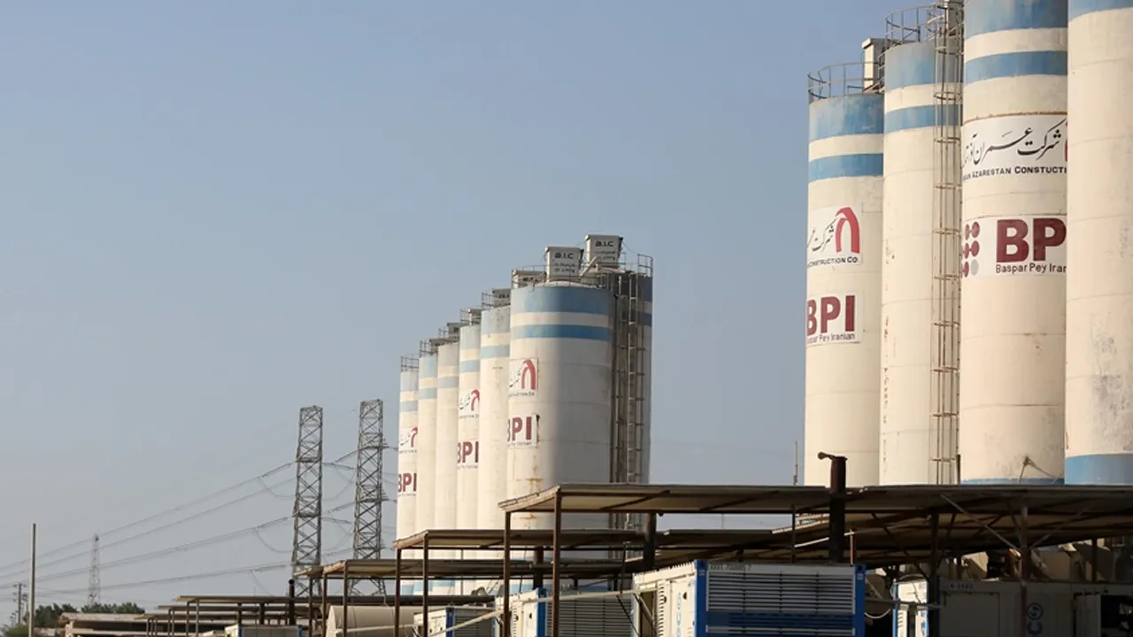 Buşehr'de kritik gelişme! Rusya tüm personelini çekti