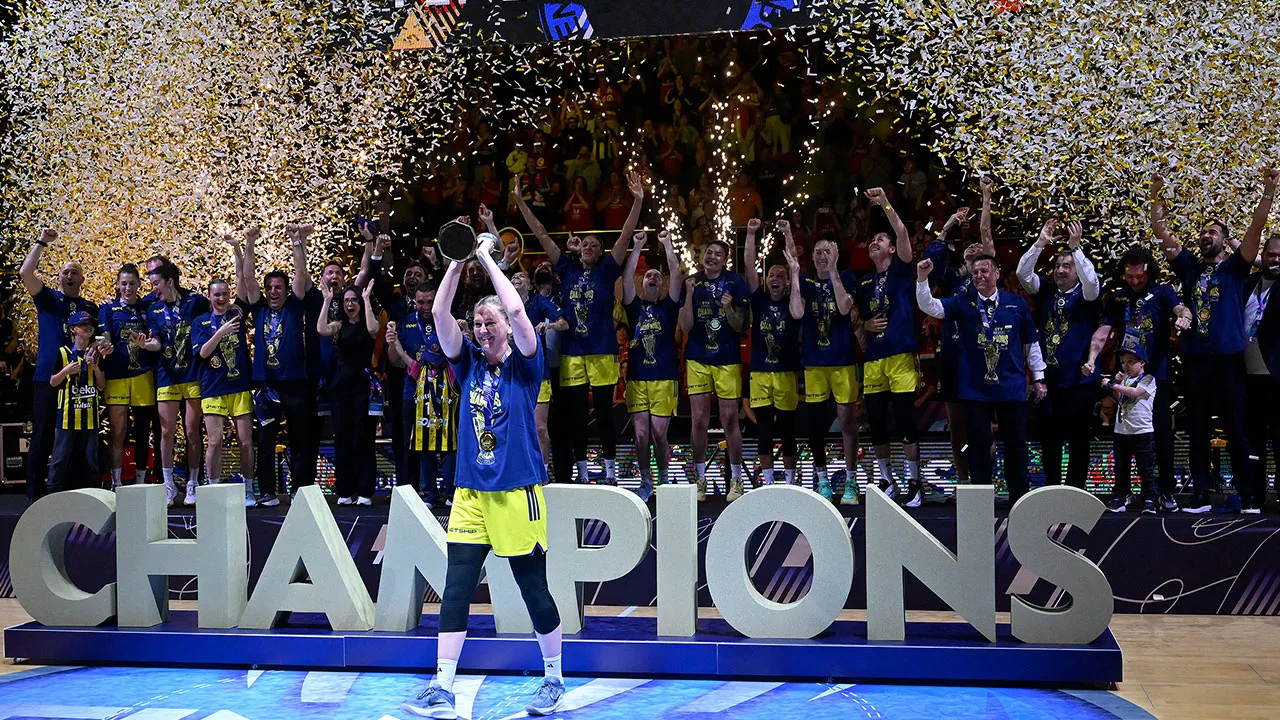 F.BAHÇE ŞAMPİYON!