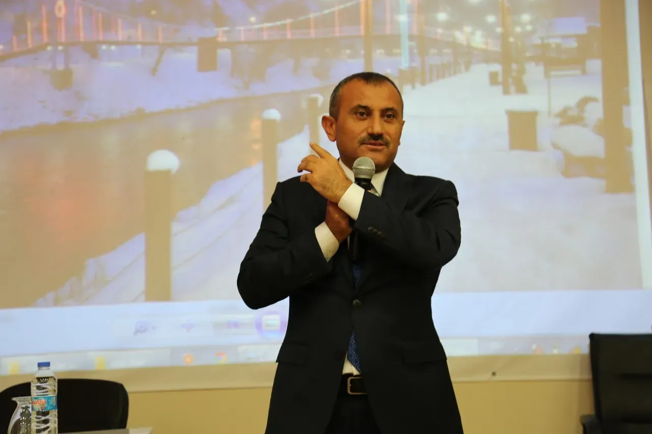 Tutuklanan dönemin Valisi Tuncay Sonel