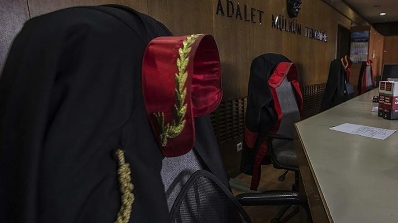 HSK’dan flaş karar! 14 hâkim ve savcının yeri değişti