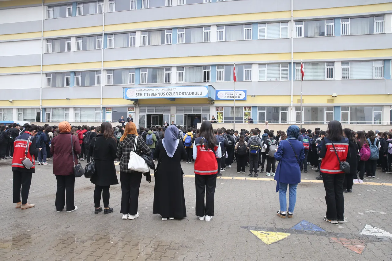 Okul saldırılarını öven, tehdit mesajları paylaşan 68 kişi tutuklandı! Binden fazla hesap kapatıldı