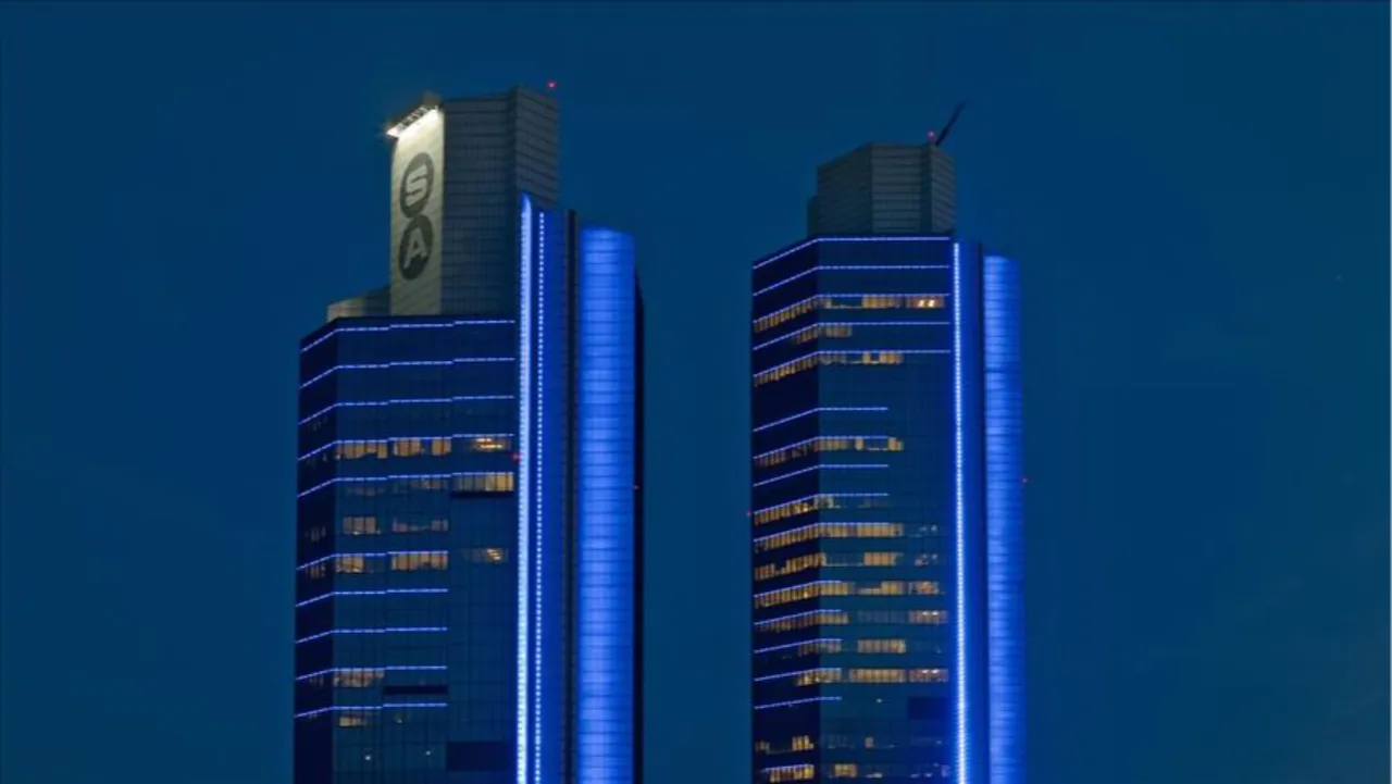 Sabancı Holding, CarrefourSA'dan sonra dev şirketi de sattı! 1,1 milyar dolara el sıkıştılar