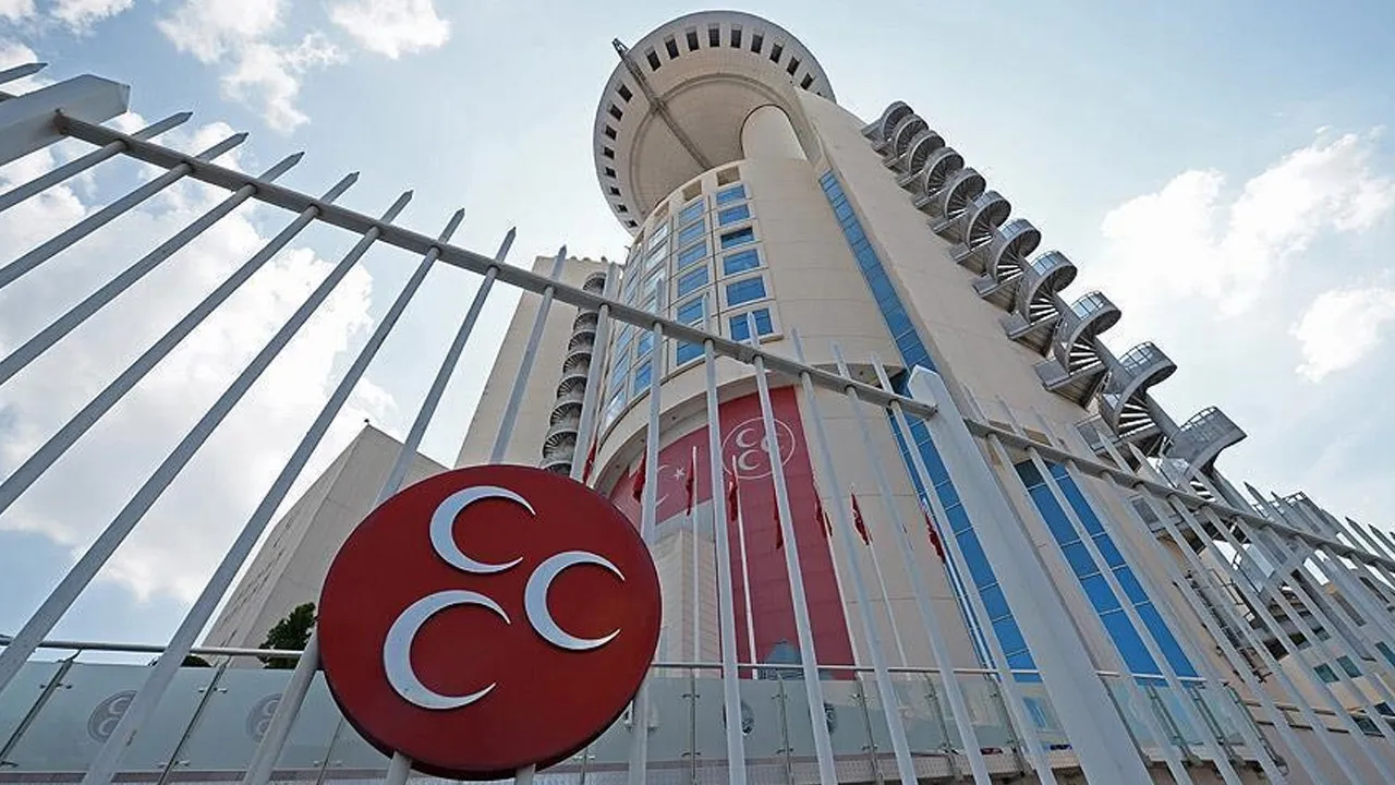 Semih Yalçın duyurdu: MHP Bolu İl Teşkilatı feshedildi