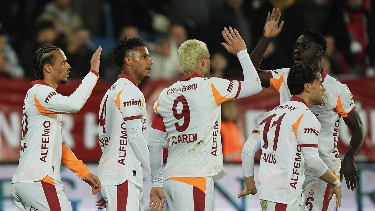 Süper Lig'de zirve yarışı ve düşme hattı alev alev