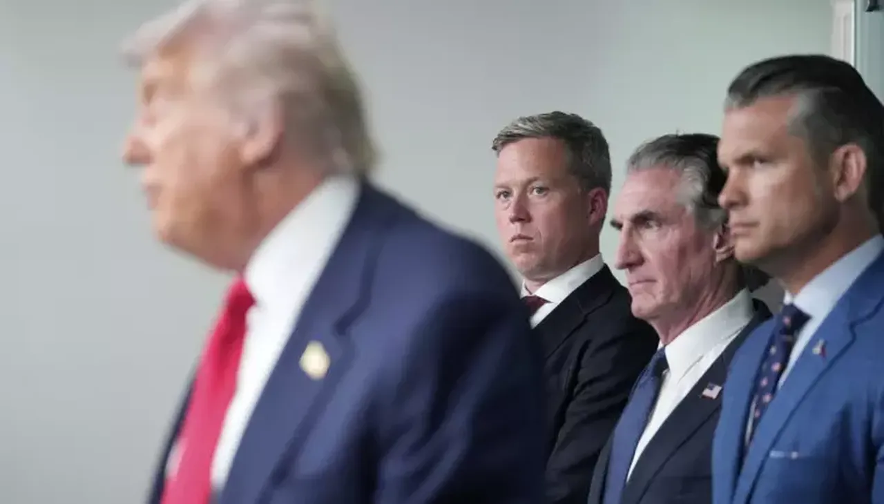 Trumpın kabinesinde general kıyımı! Hegsethin gizli listesi orduyu birbirine kattı