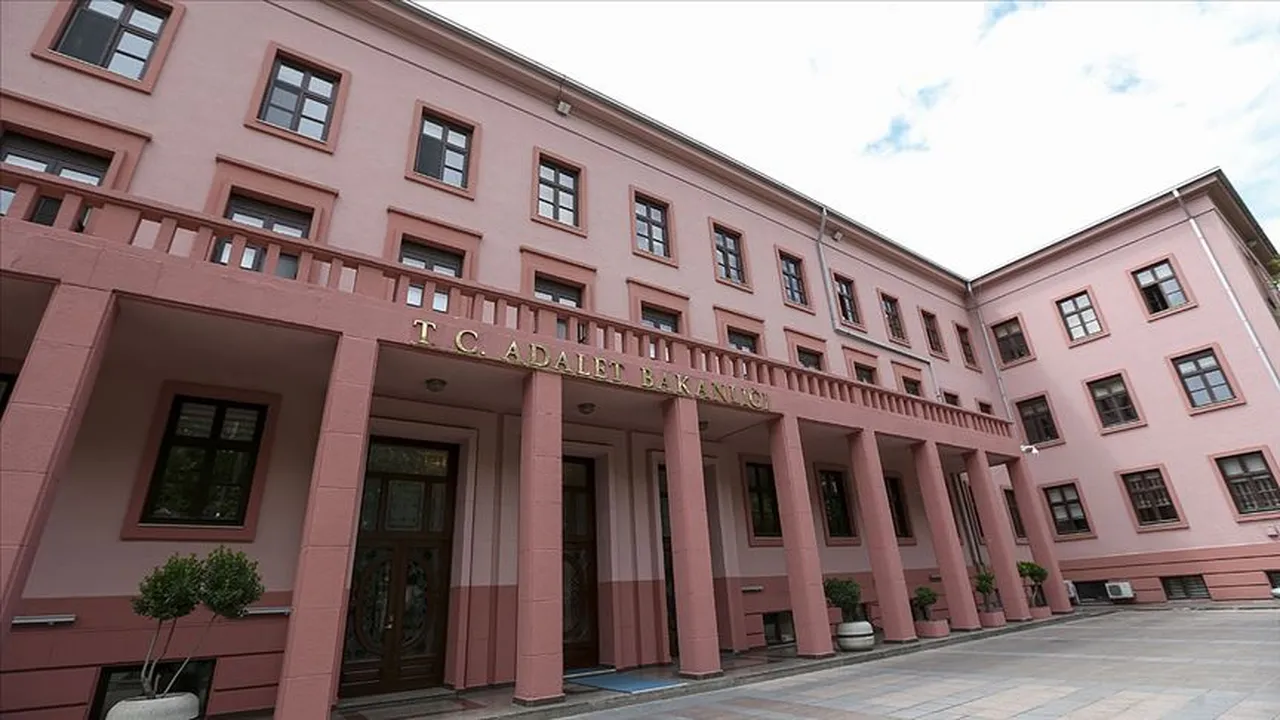 15 bin personel alımı ne zaman yapılacak? Gözler Adalet Bakanlığı personel alımı başvuru ilanında