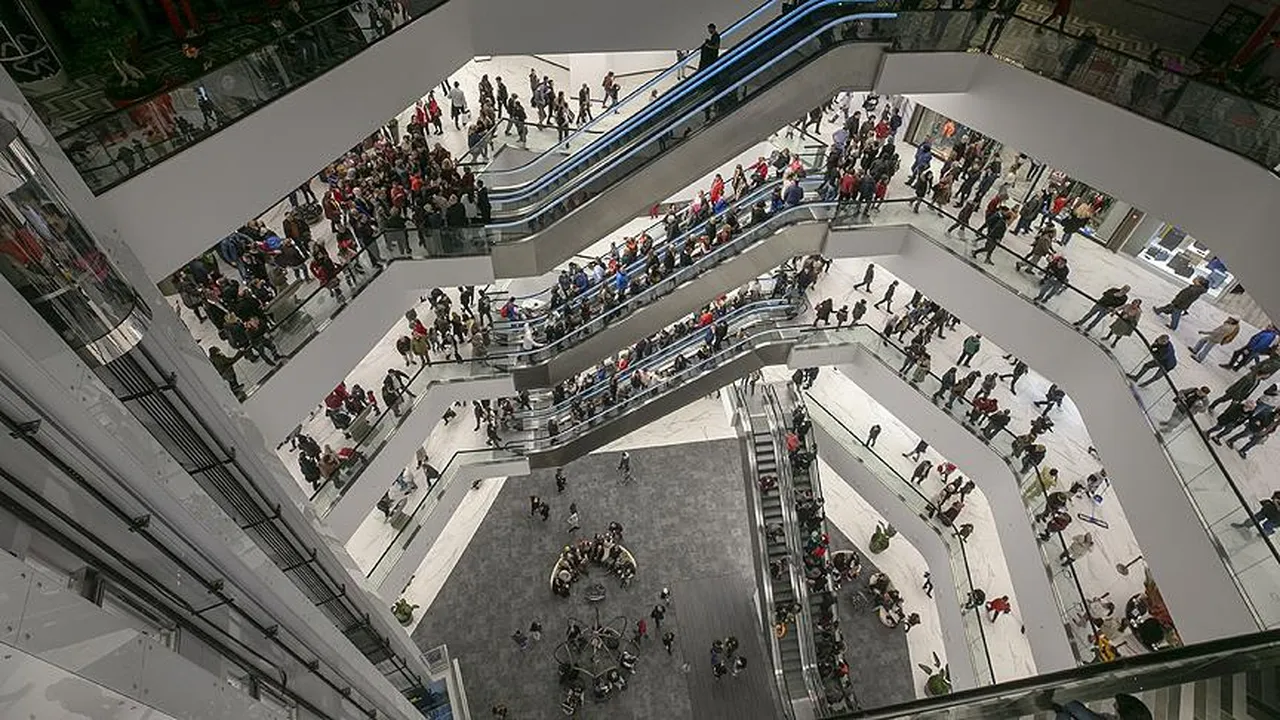 AVM'ye giriş ücretli mi olacak? Gündem olan iddiaya açıklama geldi