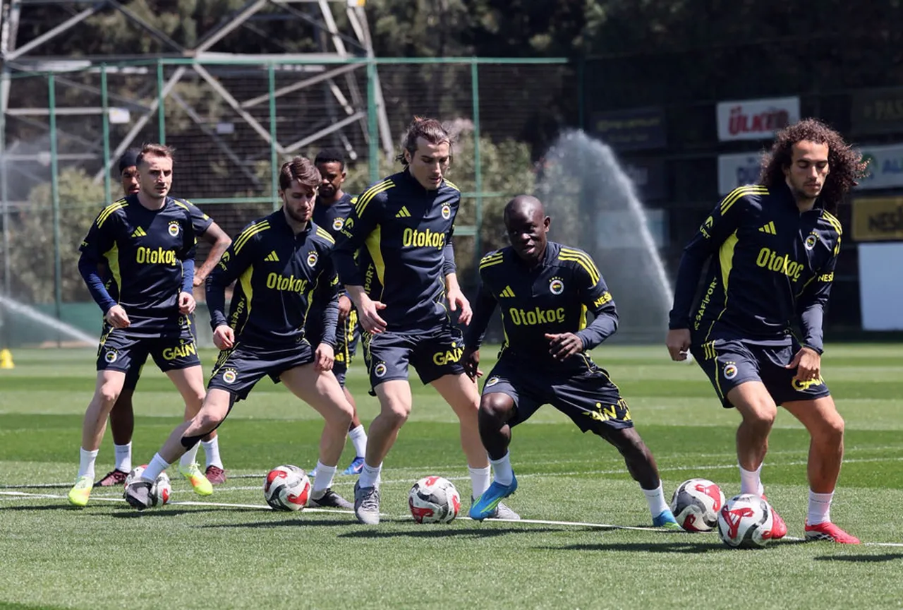 Fenerbahçe antrenmanından