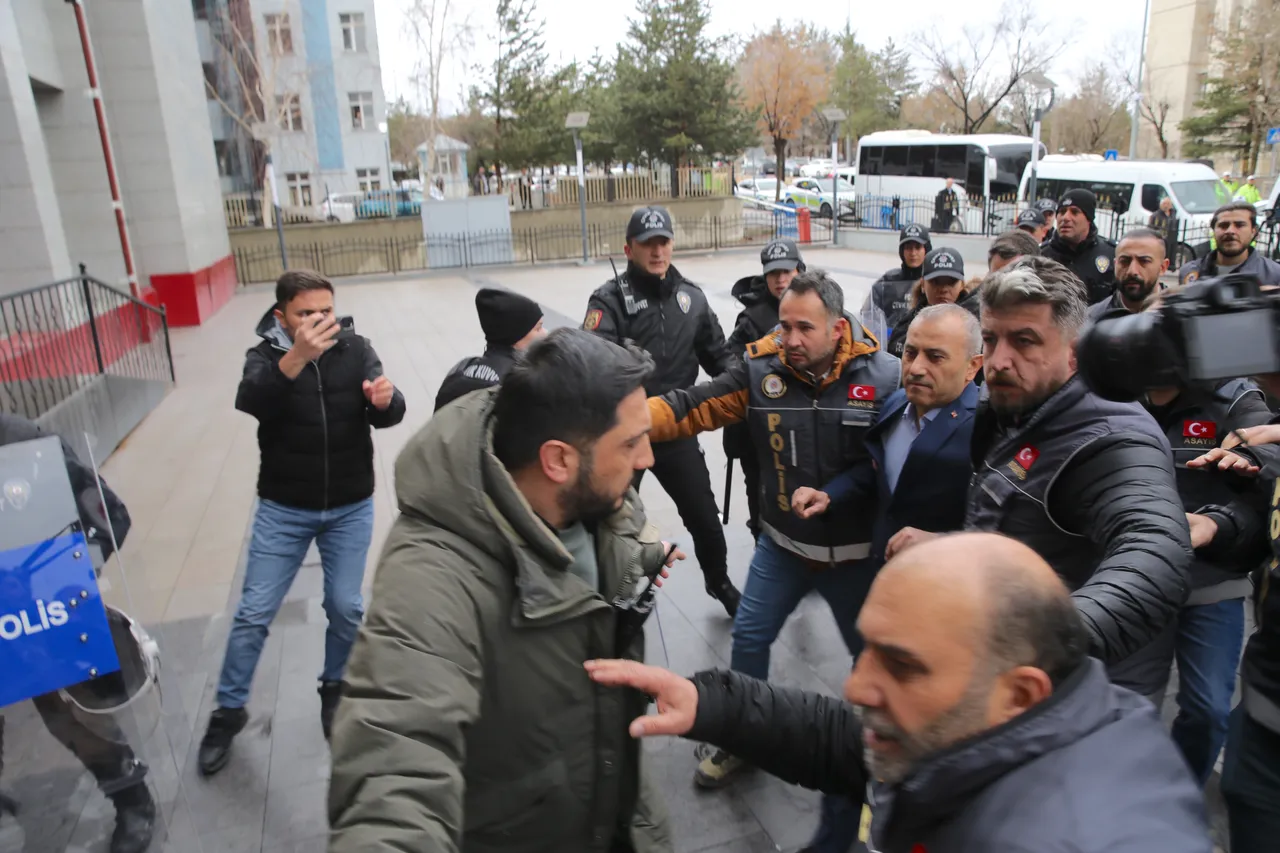 Gülistan Doku soruşturmasında yeni gelişme! Eski Tunceli Valisi Tuncay Sonel, adliyeye sevk edildi