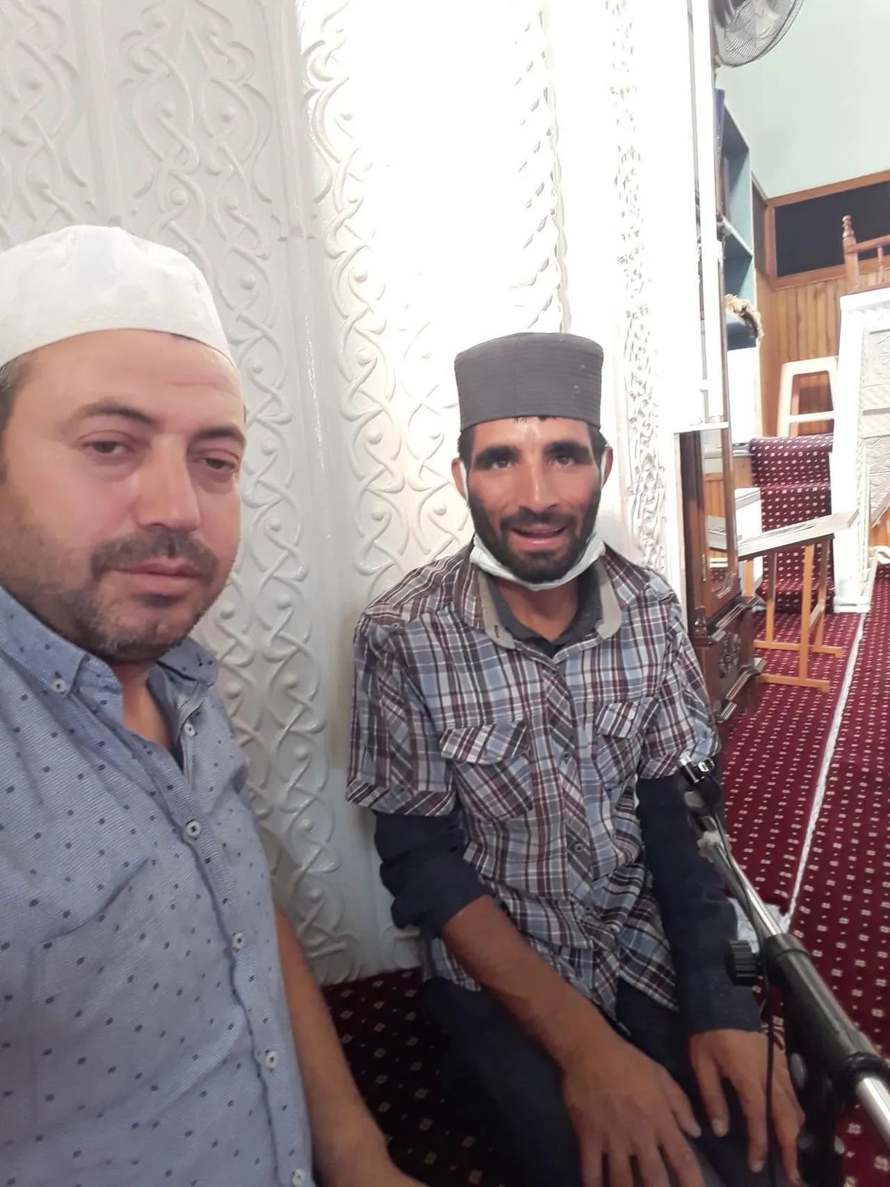 İmam ayakta zor durdu! Engelli gencin cenazesinde gözyaşları sel oldu