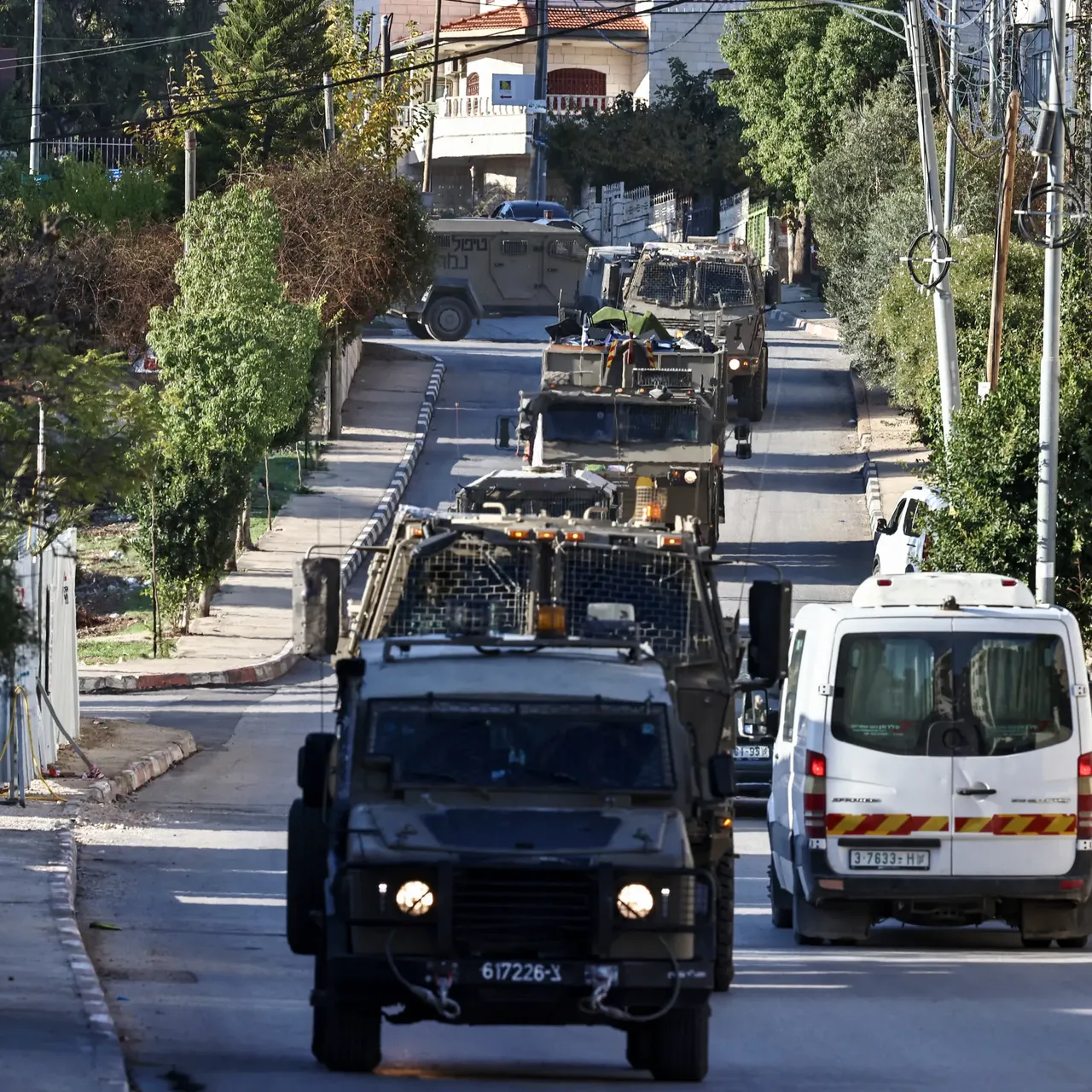 İsrailli bakanın aracı Batı Şeria'da Filistinli genci ezerek katletti