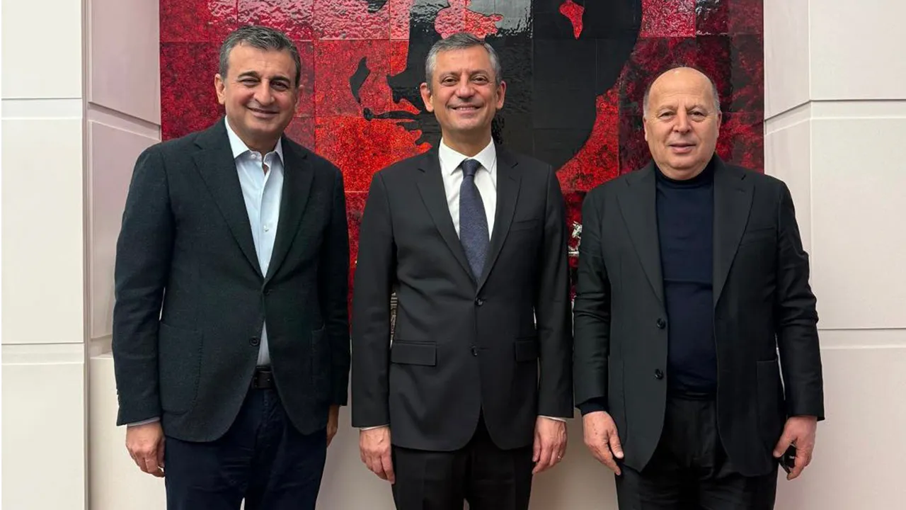  Yüreğir Belediye Başkanı Ali Demirçalı görevden uzaklaştırıldı