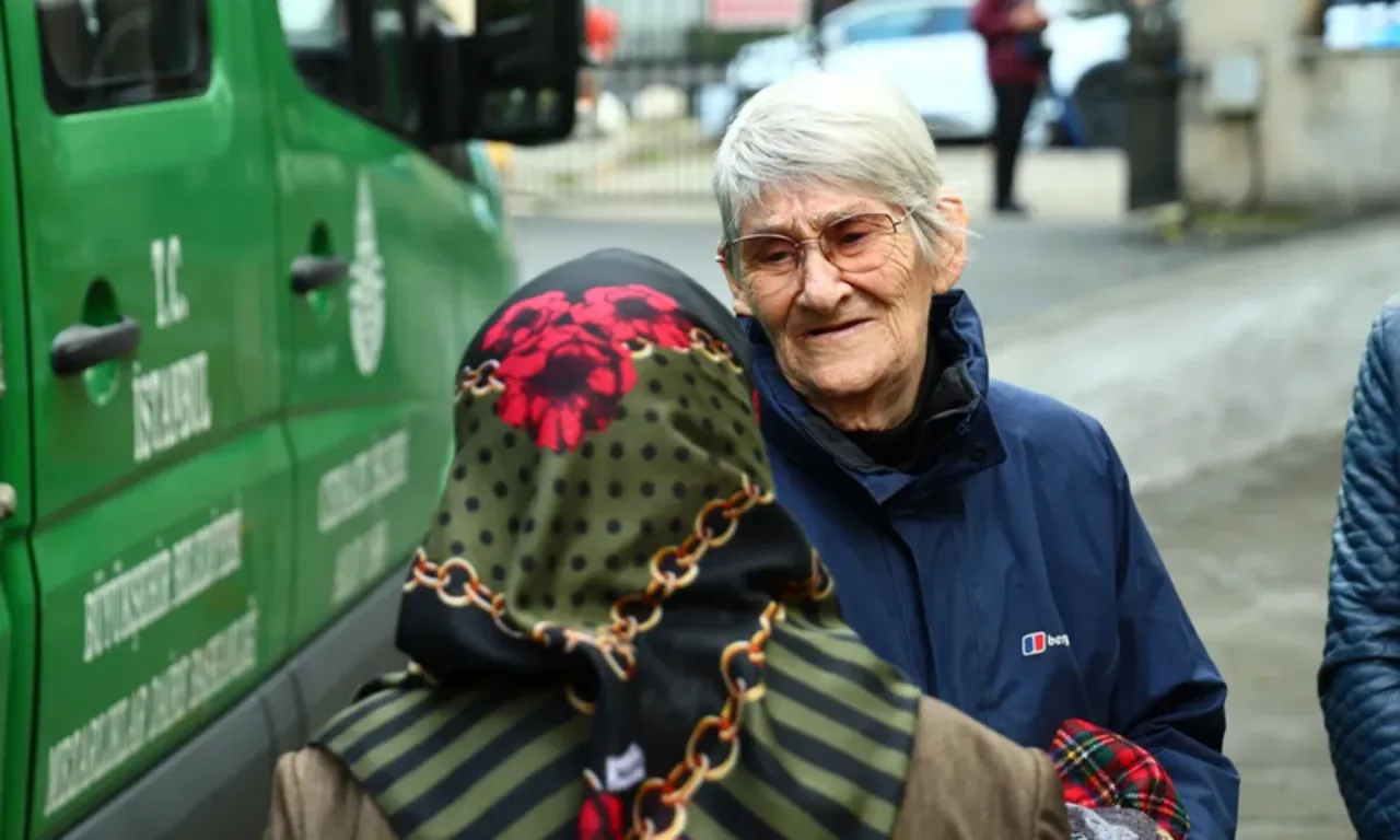 47 yıllık eşini kaybeden Canan Karatay’dan üzen itiraf: Stresten dişlerim döküldü