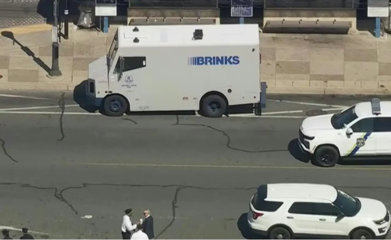 98 saniyede 80 milyonluk vurgun! Zırhlı aracı saniyeler içinde boşalttılar