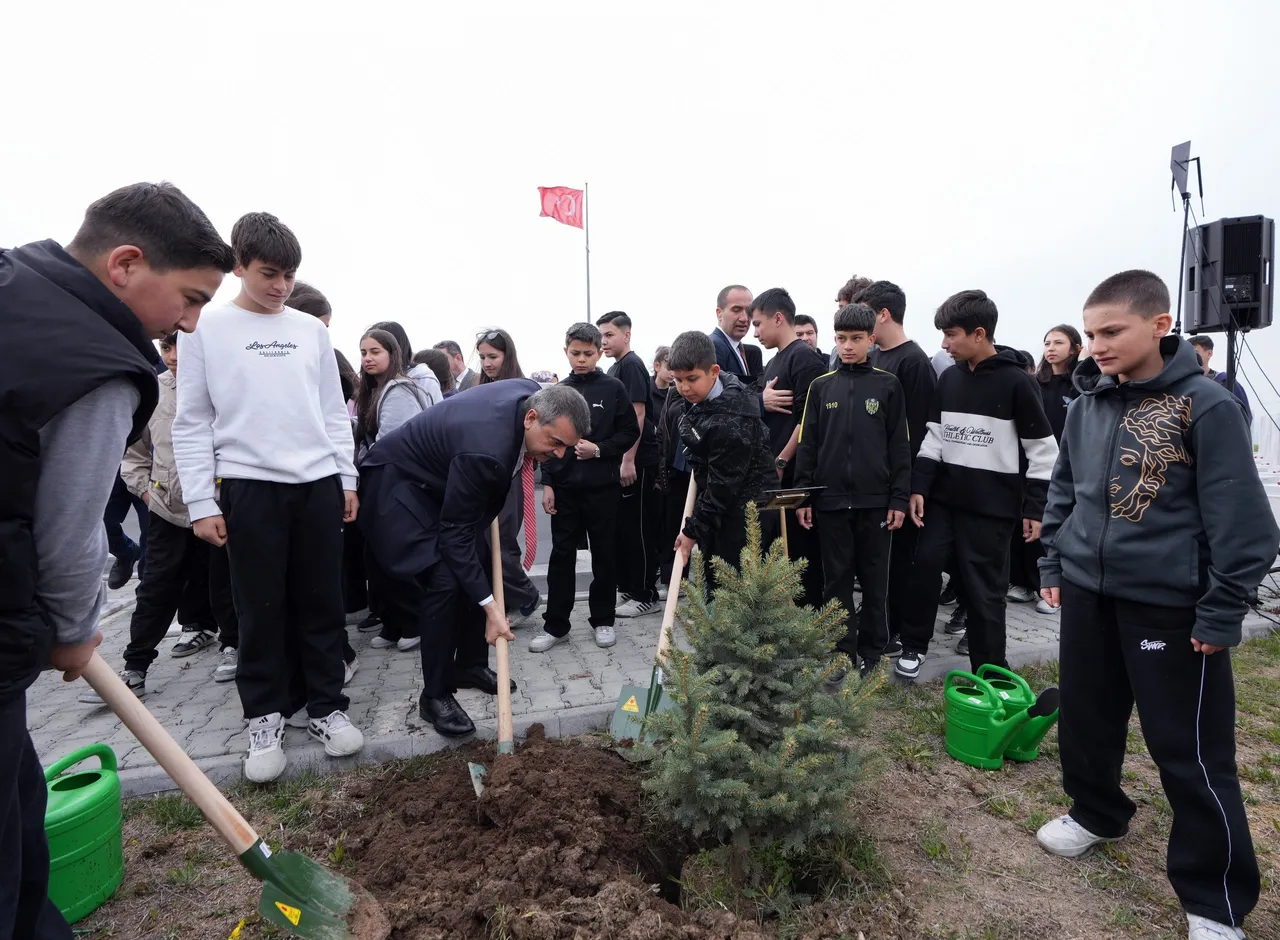 Bakan Tekinden okullarda güvenlik açıklaması