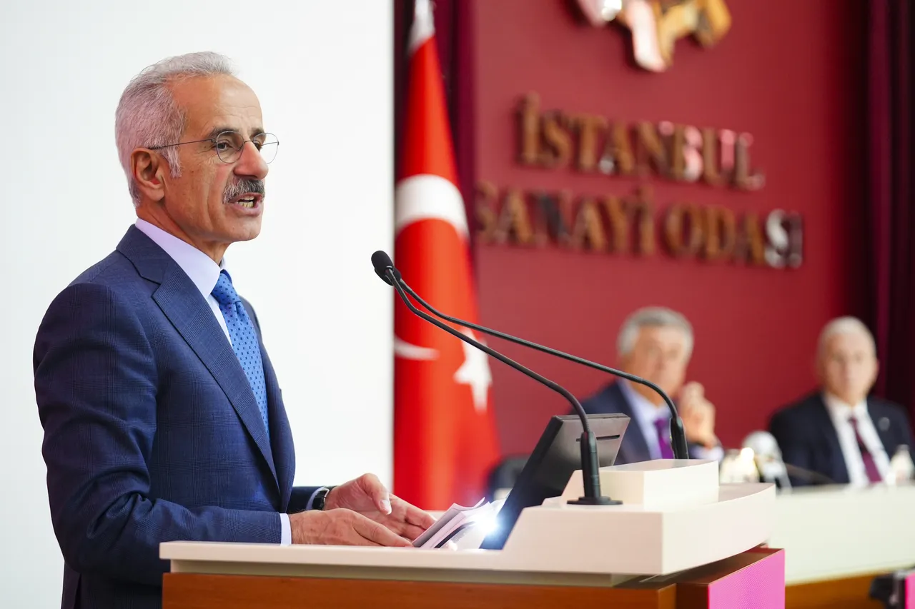 Bakan Uraloğlu: Türkiyede  jet yakıtı problemi yoktur