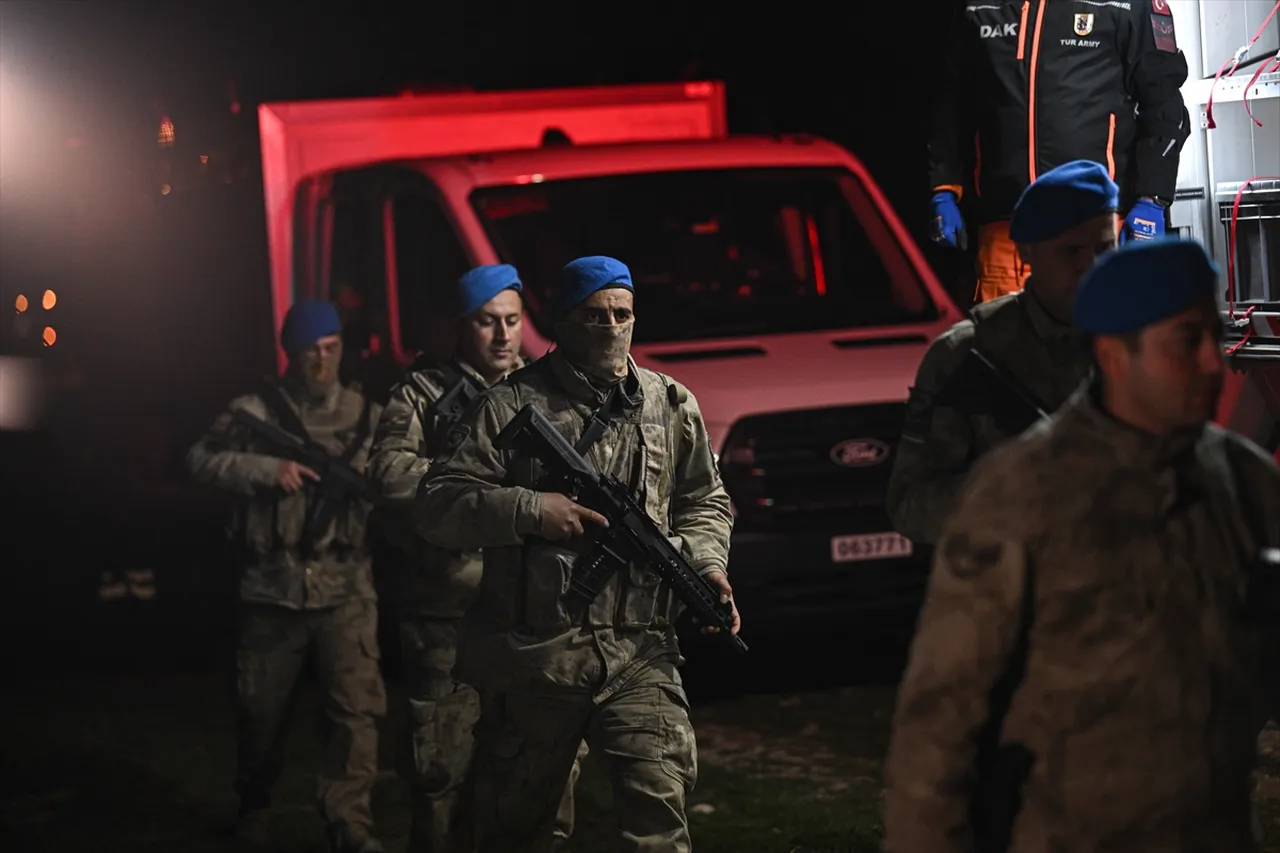 Bakanlıktan açıklama! Ankara helikopter kazası neden oldu, can kaybı var mı?