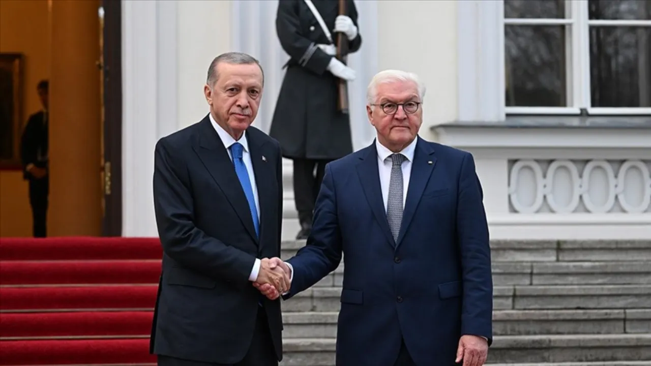 Cumhurbaşkanı Erdoğan, Alman mevkidaşı Steinmeier ile görüştü 