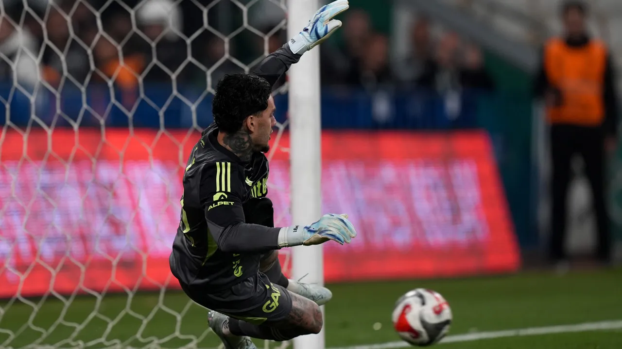 Ederson defteri kapanıyor mu? Fenerbahçe'den bu iddiaya cevap geldi