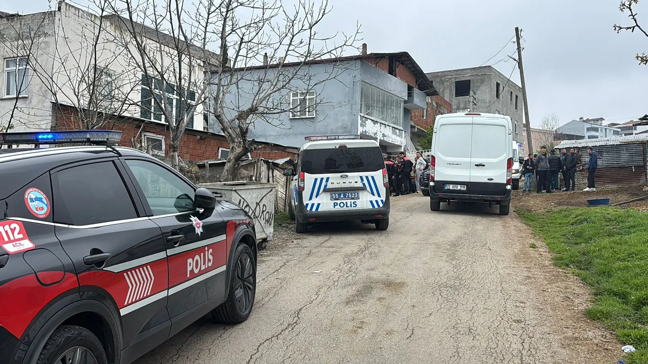 Eve giren kişi hayatının şokunu yaşadı! Annesini öldürüp intihar etti