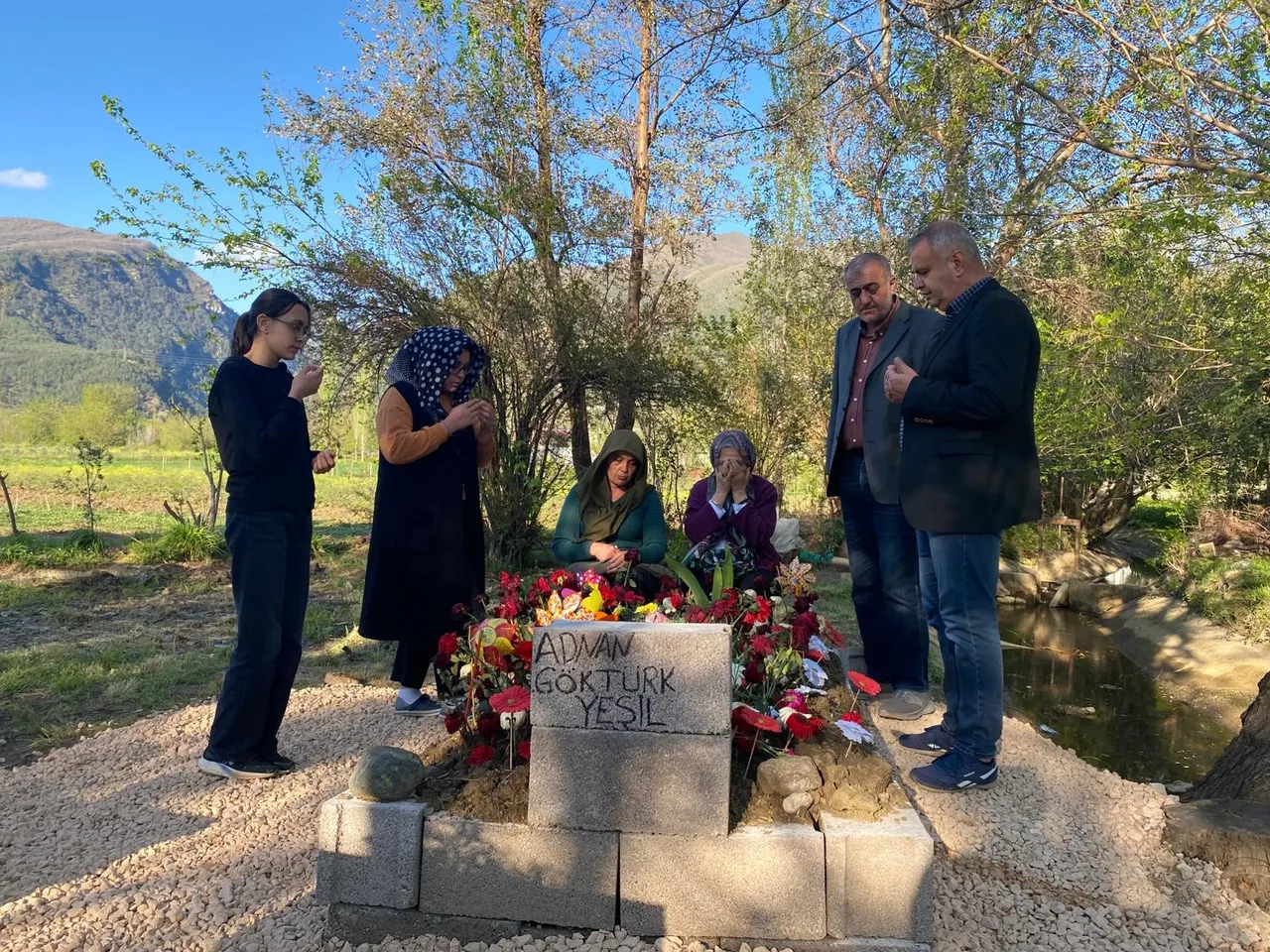 Okul saldırısında can veren Adnanın yeni görüntüleri! Yazdığı not yürek sızlattı