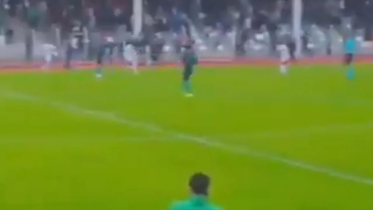 Türk futbolunda skandal olay: Anonsçudan hakeme ağır küfür