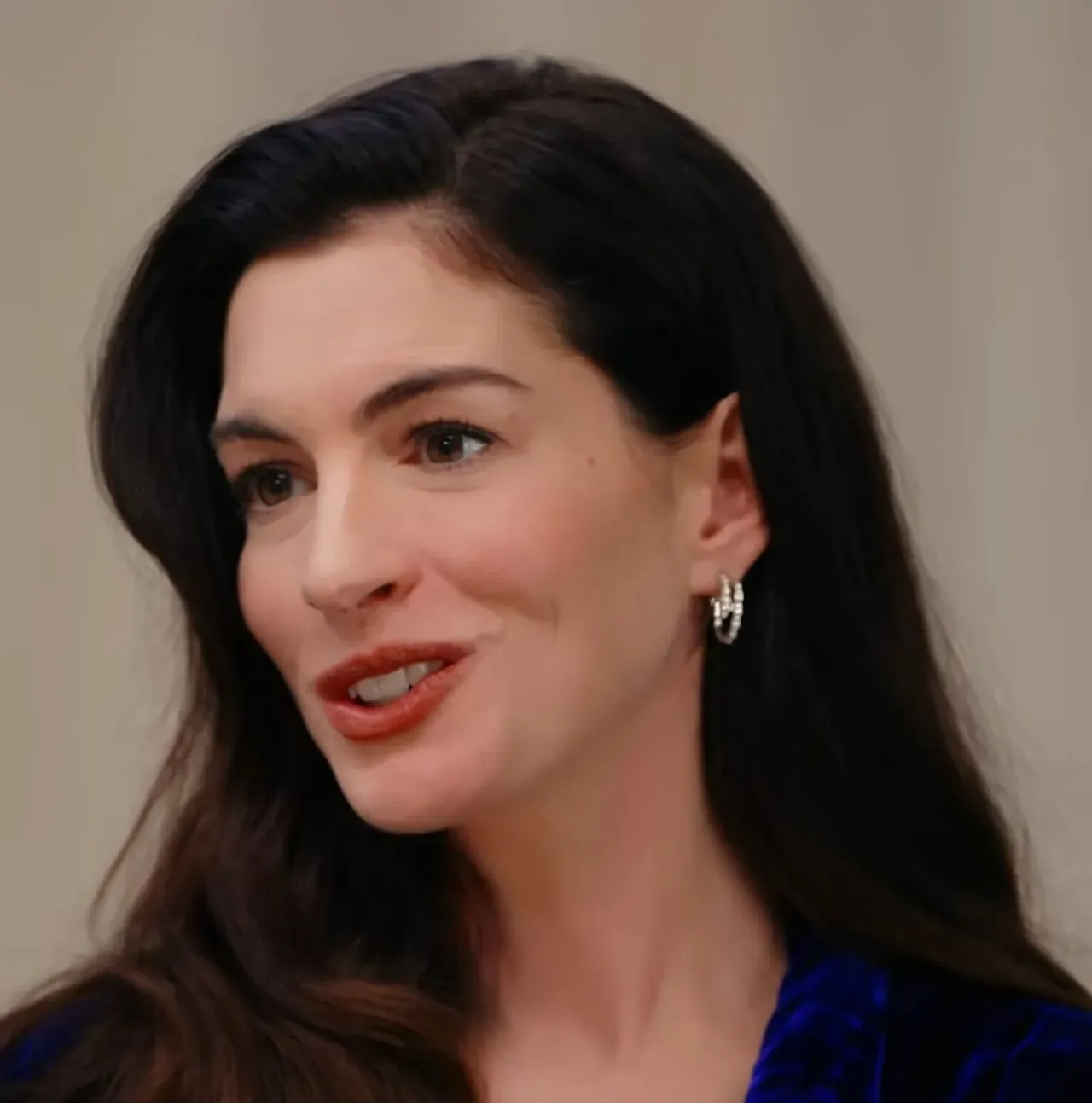 Video viral oldu: Anne Hathaway’in röportajında “inşallah” ifadesi dikkat çekti