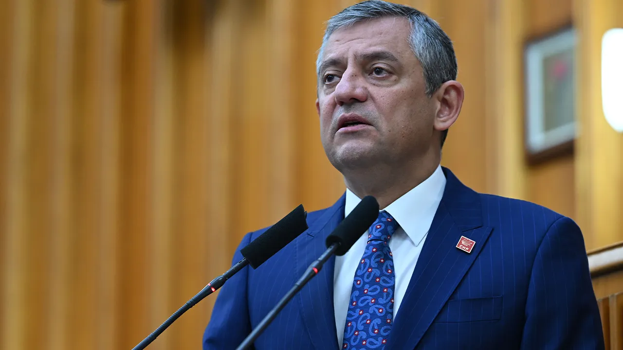 Yargı mensupları ve patronlardan sonra yeni hedef: Özel’in freni patladı basını da tehdit etti