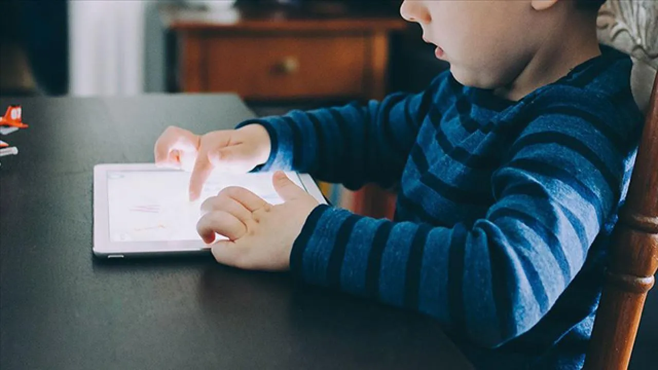 15 yaş altına sosyal medya yasağı! TBMM'de kabul edilerek yasalaştı