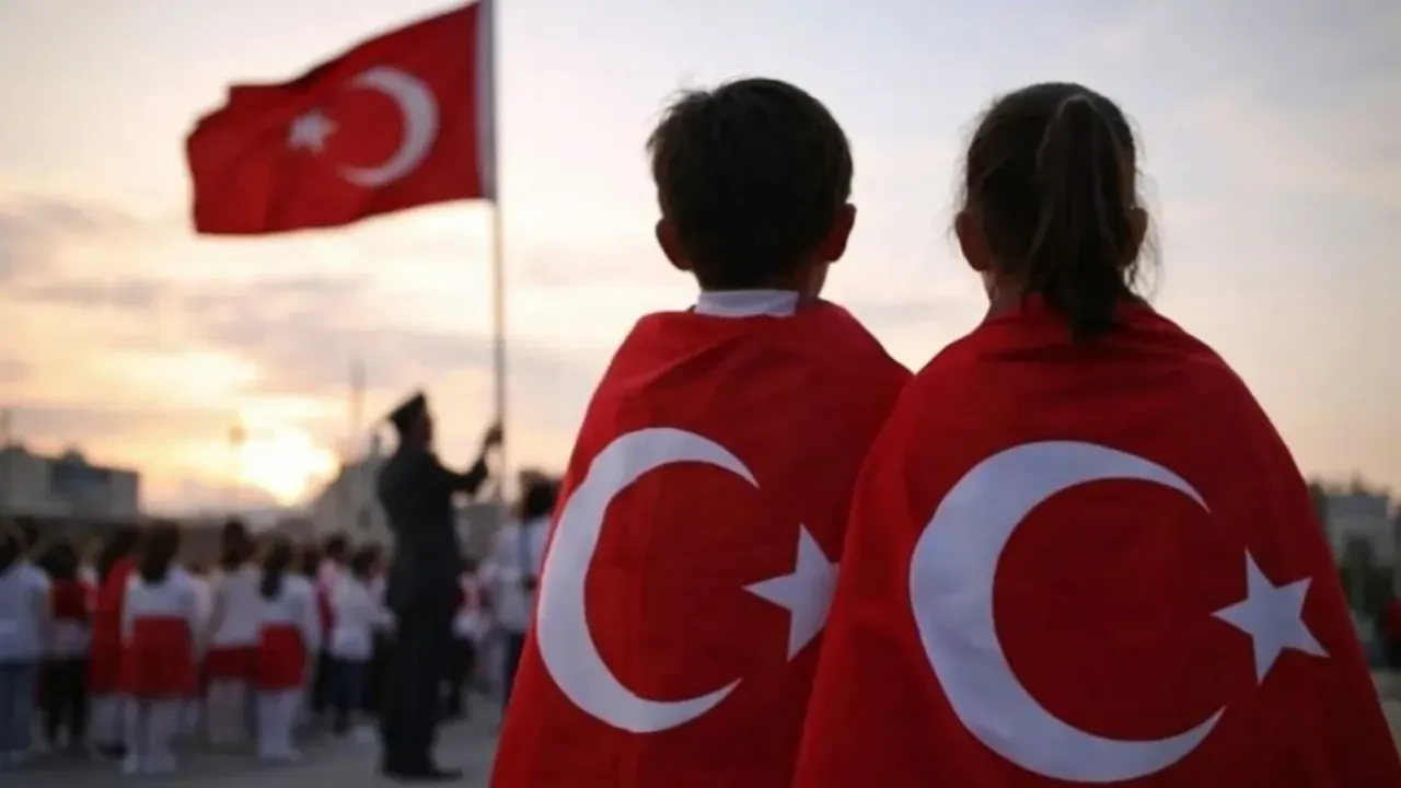 UZUN 23 NİSAN MESAJLARI