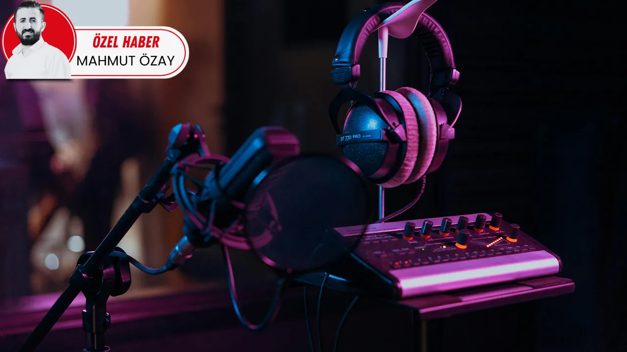 Dinleniyor ama masum değil