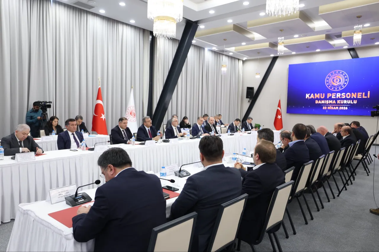 Memur-Sen'den hükümete çağrı: Yasal düzenleme artık zorunlu