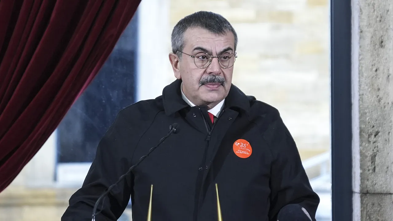 Milli Eğitim Bakanı Yusuf Tekin, 23 Nisan'da Anıtkabir'i ziyaret etti