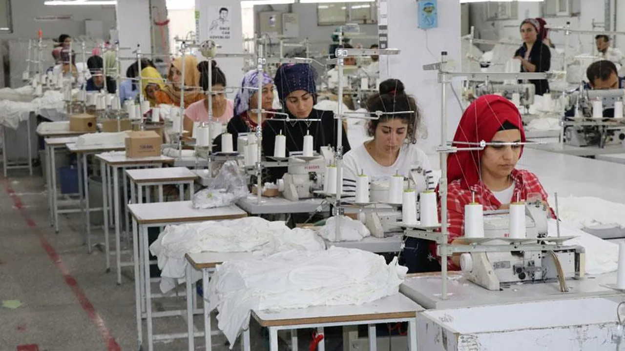 Özel sektörde 23 Nisan resmi tatil mi?