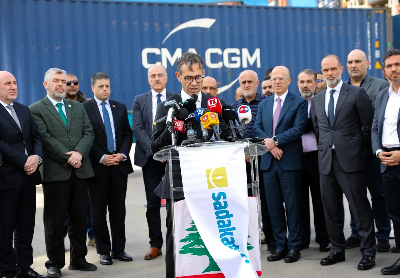 Sadakataşı öncülüğünde Lübnan’a 38 konteyner insani yardım malzemesi ulaştırıldı