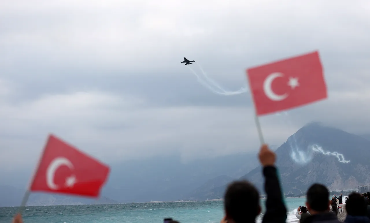 SOLOTÜRK Antalya semalarında!