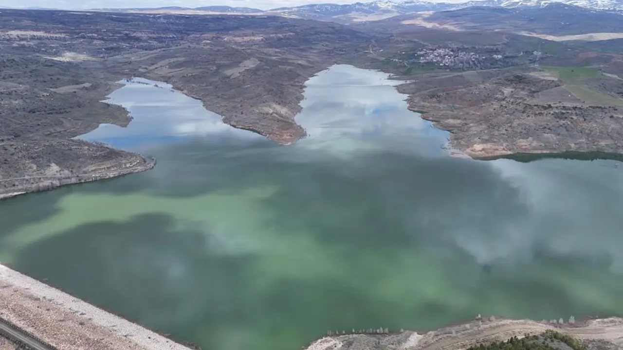 Suyu kalmayan kentte barajlar doldu taştı! Seviyeler yüzde 100'ü gördü